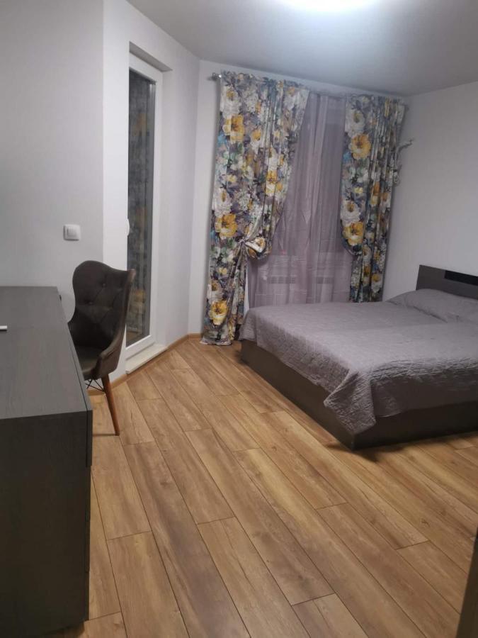 New Near Center With Free Parking Софія
